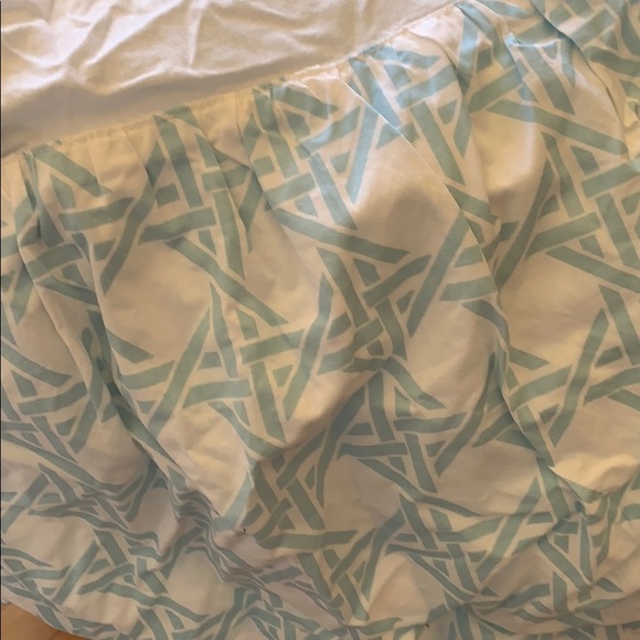 New Land of nod baby crib and window set. - Picture 4 of 4